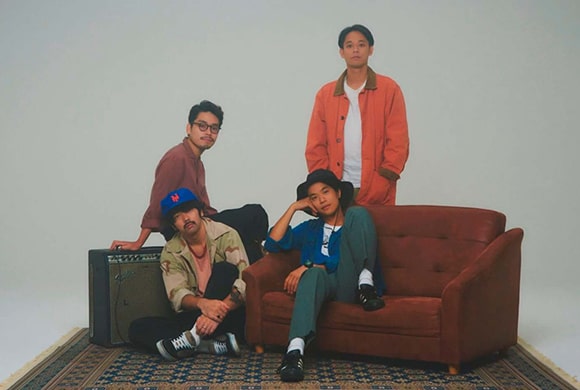Yogee New Waves