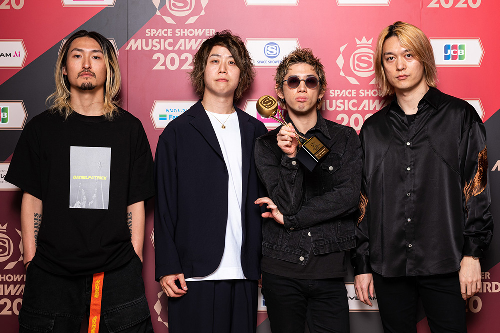 ONE OK ROCK